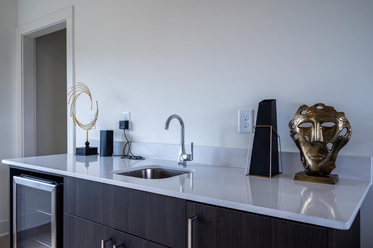 Downtown Atl Modern Home - Private Rooftop Terrace アトランタ エクステリア 写真
